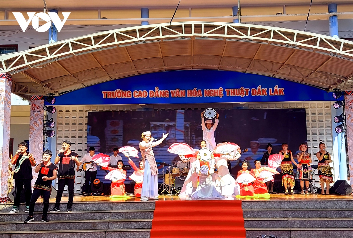 Hội thi Sắc màu văn hóa Việt Nam – Indonesia năm 2020